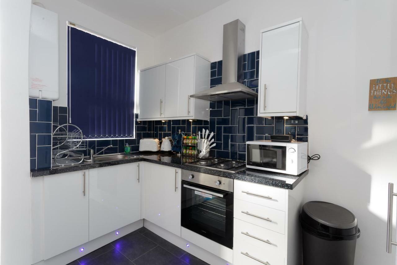 Clifton Bespoke Serviced Apartments リーズ エクステリア 写真