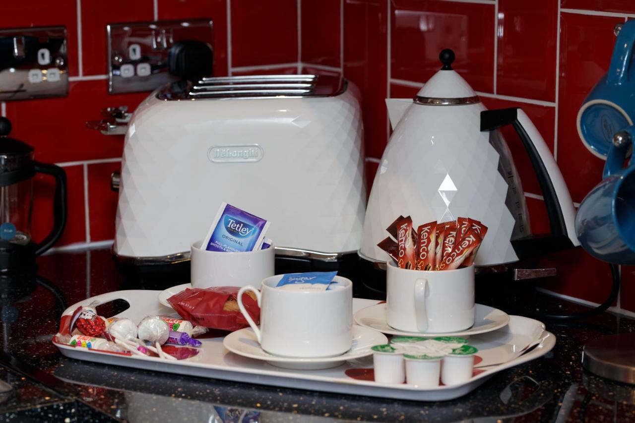 Clifton Bespoke Serviced Apartments リーズ エクステリア 写真